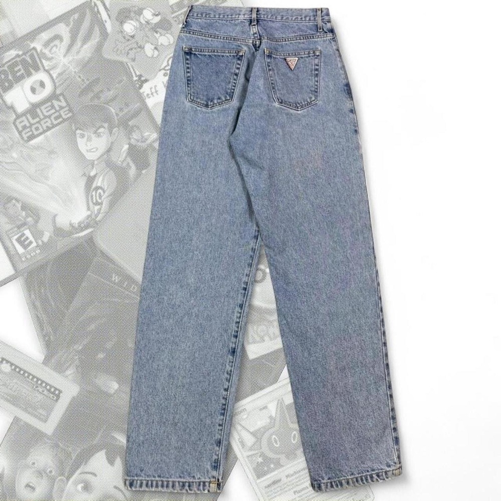 Vintage 90s Guess Jeans Retro Light Wash High Waist Mom Jeans 28